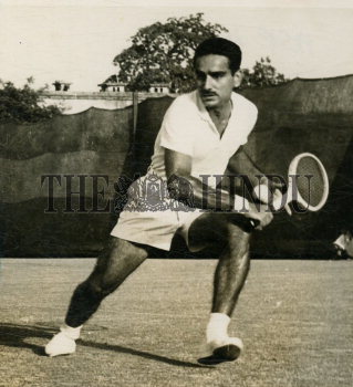 Image Id : 166080400 <span>Date : 1959-05-16 <span>Category : Sport</span>