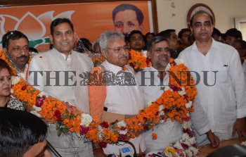 Image Id : 168297849 <span>Date : 2015-11-03 <span>Category : Politics</span>