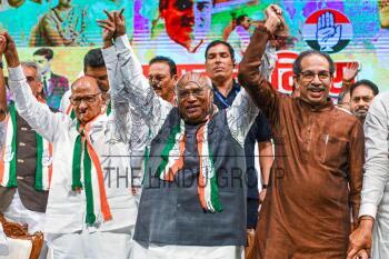 Image Id : 2713406590 <span>Date : 2024-08-20 <span>Category : Politics</span>