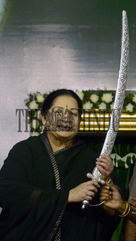 Image Id : 170066872 <span>Date : 2015-12-31 <span>Category : Politics</span>