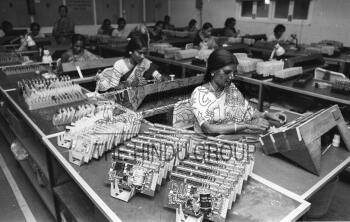 Image Id : 2814610663 <span>Date : 1982-12-28 <span>Category : Economy Business and Finance</span>