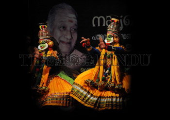 Image Id : 180331099 <span>Date : 2016-10-30 <span>Category : Arts Culture and Entertainment</span>