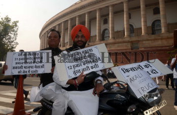 Image Id : 181201843 <span>Date : 2016-11-24 <span>Category : Politics</span>