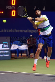 Image Id : 182511685 <span>Date : 2017-01-05 <span>Category : Sport</span>