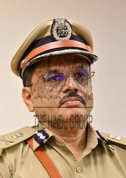 Image Id : 3074273555 <span>Date : 2025-05-21 <span>Category : Crime Law and Justice</span>