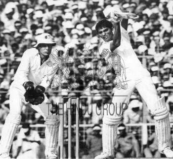 Image Id : 3527930974 <span>Date : 1985-03-03 <span>Category : Sport</span>