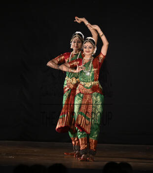 Image Id : 3897244895 <span>Date : 2024-12-09 <span>Category : Arts Culture and Entertainment</span>