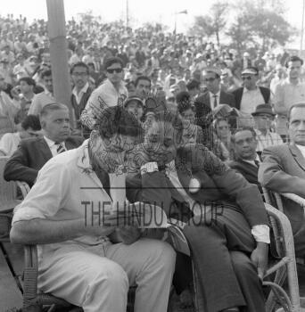 Image Id : 3960819165 <span>Date : 1967-01-05 <span>Category : Sport</span>