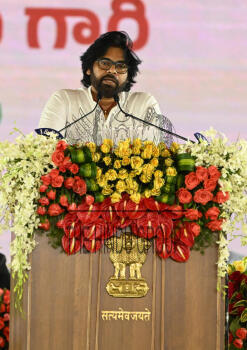 Image Id : 4103414917 <span>Date : 2024-06-12 <span>Category : Politics</span>