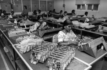 Image Id : 4270031097 <span>Date : 1982-12-28 <span>Category : Economy Business and Finance</span>